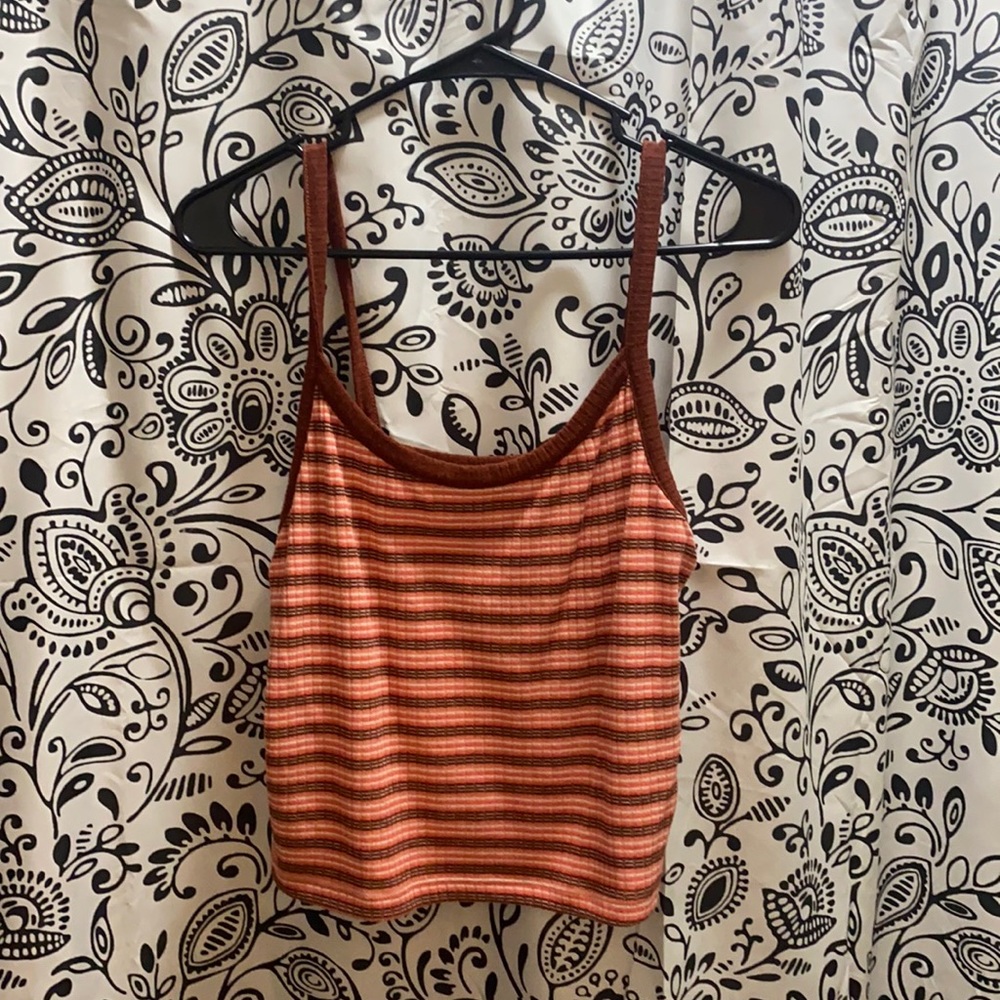 Size L redish brown color